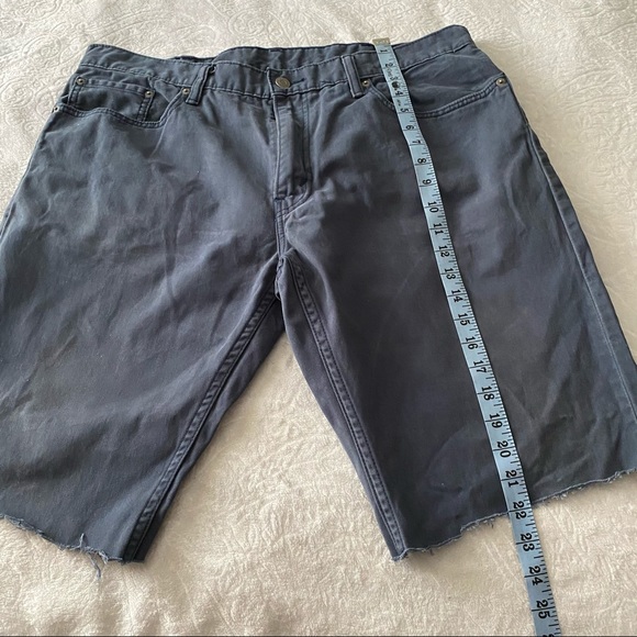 Levi’s 514 Cut Off Shorts 38x32 - Picture 3 of 13